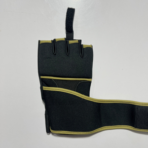 Gants de sport sans doigts avec support de poignet, gants de musculation respirants avec paume en maille alvéolée et languette de traction - Product Image 4