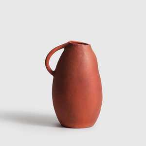 Vase à fleurs en céramique terracotta moderne, vase en métal pour table avec poignée, récipient décoratif minimaliste pour la décoration de la maison - Product Image 1