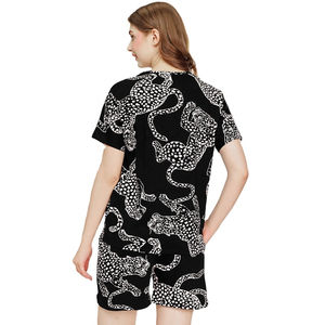 Conjunto de Dos Piezas para Mujer, Estilo Urbano, Estampado Personalizado, Corte Holgado, Camiseta Oversize con Pantalones Cortos, Cómodo Conjunto de 2 Piezas - Product Image 2