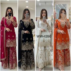 Ensemble Sharara prêt-à-porter en Faux Georgette avec broderie et travail de sequins, modèle de créateur pour femme - Product Image 6