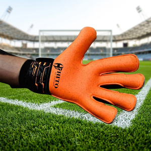 Guantes de Portero Personalizados Negros y Naranjas, Palma Delantera de Látex Aqua, Protección Trasera para el Pulgar, Correa Elástica, Logotipo Personalizado, Híbridos - Product Image 2
