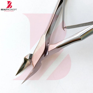 Cortauñas con Mango Antideslizante, Diseño Avanzado, Cortador de Cutículas Ultra Afilado de Acero Inoxidable, Herramienta para Eliminar Piel Muerta, Uso Profesional en Salón - Product Image 4