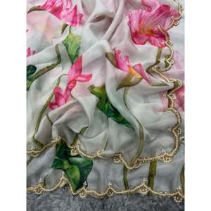 Sari à imprimé floral de créateur pour les mariages et les fêtes, décoration de table élégante - Product Image 2