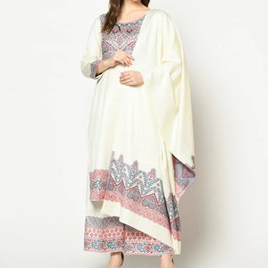 Conjunto de Traje para Mujer Safaa White Acro Wool – Tela sin Coser con Estola – Venta al por Mayor - Product Image 2