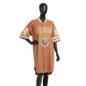 Camiseta de Béisbol para Mujer, Tela Premium con Logotipo Personalizado, Transpirable, de Poliéster, con Botones al Frente - Product Image 1