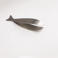Éplucheur de poisson en acier inoxydable allemand léger, compatible lave-vaisselle, pour enlever les poils de poisson, outil de cuisine pour enlever les poils et les os
