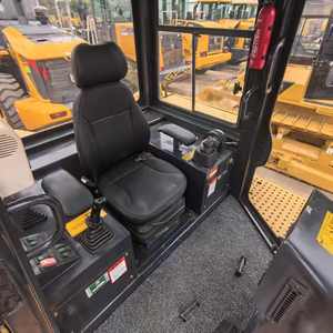 Bulldozer Caterpillar D7G Bekas CATD7G Kondisi Baik Jam Kerja Rendah Mesin Berkualitas Tinggi Model 2024 Kapasitas <span class=keywords><strong>Dozer</strong></span> 4.2m - Product Image 6