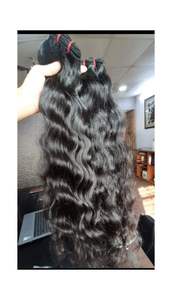 Paquets de cheveux humains bouclés naturels indiens avec boucles définies Extensions de cheveux de temple brut à double tirage non traités pour perruque - Product Image 3