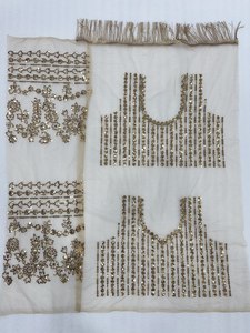 Magnifique sari en georgette avec broderie de sequins et bordure en dentelle de sequins, sari Bollywood indien entièrement cousu. - Product Image 4