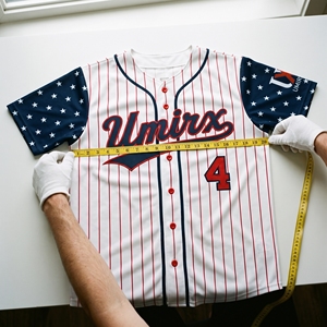 Maillot de baseball et de softball patriotique personnalisé avec nom et numéro brodés, boutons sur le devant, rouge, blanc, bleu, 100% polyester, 220g, unisexe - Product Image 5