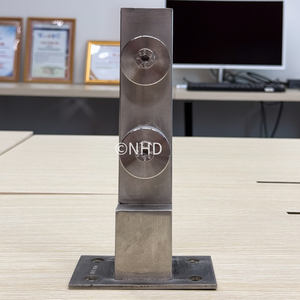 Soportes en forma de L de acero inoxidable 304 para instalaciones de aeropuerto, accesorios de hardware de partición de inodoro con servicio de entrega rápida - Product Image 3