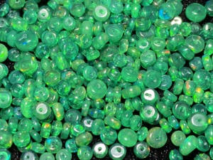 Cuentas de Ópalo Etíope Genuino, Color Verde Ahumado, Tratado, Forma Rondelle Lisa, 3-5mm, Piedra de Ópalo Natural con Orificio Central para Manualidades - Product Image 4