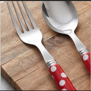 Ensemble de couverts rouges à pois, 5 pièces, en acier inoxydable, passe au lave-vaisselle, manche au design mignon, vaisselle de fête en plastique - Product Image 5
