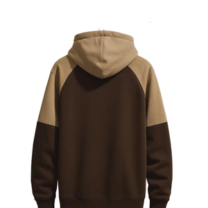 อบอุ่นมีสไตล์และสวมใส่สบายตลอดทุกฤดูกาลด้วยเสื้อฮู้ดผู้ชายสองสีสุดคลาสสิกของเรา ออกแบบมาเพื่อการสวมใส่ในชีวิตประจำวัน - Product Image 5