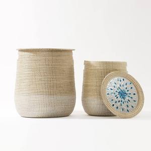 Cesto de Ropa Ecológico Moderno de Seagrass con Tapa de Nácar, Cestas de Almacenamiento Tejidas a Mano para Sala de Estar, Dormitorio y Baño - Product Image 1