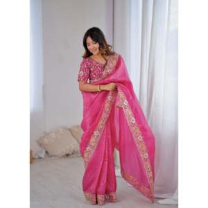 ผ้าซาตินส่าหรีดีไซเนอร์พร้อมด้ายปักลายปักเลื่อมงานที่ทำจากความหรูหราแบบเนียน - Product Image 1