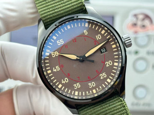 Reloj de Hombre Mecánico Automático de Lujo para Negocios, Diseño Exquisito, Cerámica Negra, Esfera Marrón, Casual, para Viajes y Desplazamientos Diarios - Product Image 3