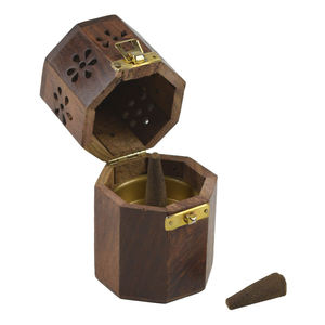 Large Wooden <b>Bakhoor</b> <b>Burner</b> With Sturdy Build Designed For Continuous Use And Long Lasting Durability At Home - Product Image 6