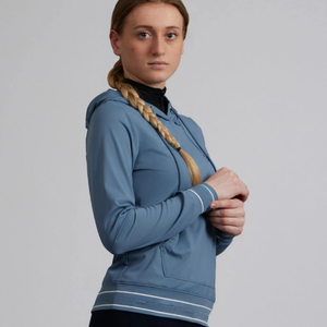 Veste polaire et sweat à capuche pour l'équitation, avec une coupe confortable et un tissu chaud, idéales pour les séances d'entraînement et les aventures en pleine nature. - Product Image 2