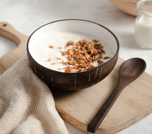 High Quality <b>Coconut</b> <b>Shell</b> Bowl Eco Friendly Handmade Durable Polished Natural Reusable Kitchen Serving Dining Product - Product Image 3