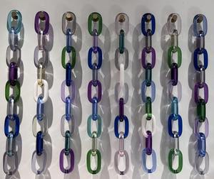 Décoration intérieure : Chaînes en résine personnalisables, très grandes et aux couleurs claires, maillons en résine multicolores de grande taille disponibles. - Product Image 6