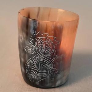 Nouveau porte-bougie en verre artisanal éco-responsable, fabriqué à partir de corne, avec gravure de cheval, très tendance - Product Image 2