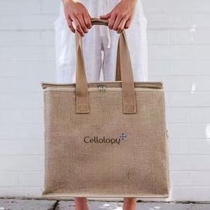 Bolsa de almuerzo de yute de diseño con estampado atractivo y costuras duraderas - Product Image 3