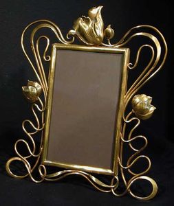 Handmade Luxury Metal Photo <b>Frame</b> Elegant Picture Holder For Living Room Bedroom And Office Decor - Product Image 1