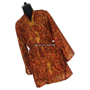 KS008 Kimono Sari Vintage de Seda Pura para Mujer, Estilo Abstracto, Talla Única Ajustable, Chaqueta Larga - Product Image 4