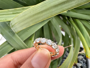 Anillo de Eternidad de Oro de 10K para Mujer con Diamantes Redondos Naturales en Engaste Pavé, Joyería Clásica para Boda o Compromiso - Product Image 4