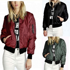 Vente en gros de vestes matelassées d'hiver pour femmes RAZERS IMPEX, col montant, fermeture éclair, polyester/coton, doublure en coton, coupe-vent, écologiques - Product Image 1