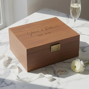Panneau de bienvenue en bois gravé et embossé personnalisé, décoration rustique et écologique pour la maison - Product Image 3