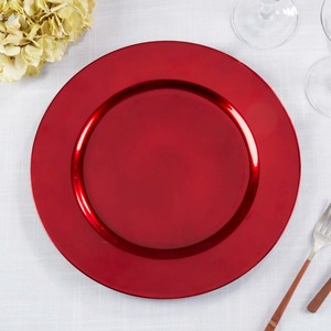 Plato de Presentación Redondo de Metal, Color Rojo Sólido, Acabado Pulido, Diseño Moderno, Platos y Vajilla - Product Image 1
