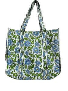 Bolsa de Mano de Algodón con Estampado Floral y Asa para el Hombro |   Bolsa de Compras Ecológica para Mujer, Hecha a Mano con Impresión Artesanal de Alta Calidad - Product Image 2