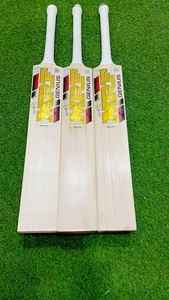 Bate de Críquet MRF Genius Gold Edition English Willow 25/26 EDICIÓN NUEVAS PEGATINAS - Product Image 2