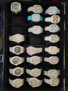 Montre tendance Buss Down sertie de diamants, haute qualité, sertie de diamants Moissanite de clarté VVS, trois petits cadrans, montre avec calendrier - Product Image 3