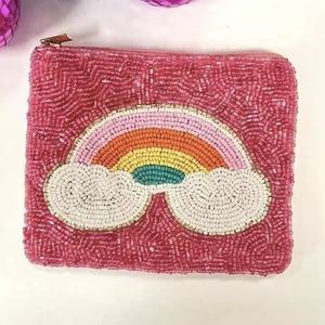 Porte-monnaie brodé à la main en perles de verre, motif cerise, personnalisable en couleur et taille, pochette zippée mignonne style bohème, design ethnique - Product Image 1