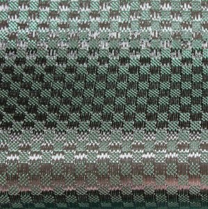 Tela de Fibra de Carbono con Brillo Verde Estabilizado de 210 g/m² para Componentes de la Industria Automotriz - Product Image 4
