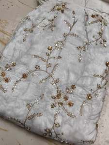 Tissu en dentelle brodée perlée avec sequins et perles pour la mode africaine, vêtements, sourcing, export, commerce, acheteur - Product Image 1
