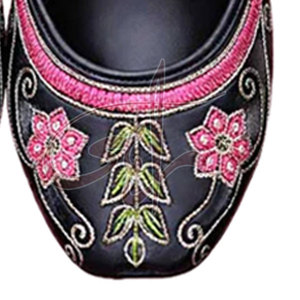 Nouveau style, qualité supérieure, matériau durable, antidérapant, toutes saisons, prix de gros, couleur et taille personnalisées, Khussa pour femmes - Product Image 6