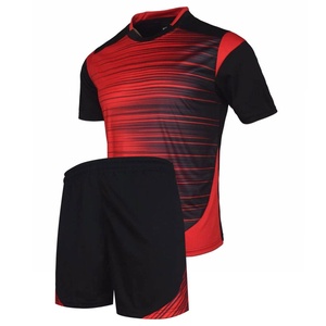 Ensemble d'uniformes de football personnalisés VENTURA pour hommes, coupe ajustée, maillot et short à séchage rapide, impression numérique - Product Image 6