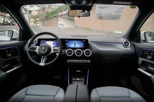 2025EQA 260 véhicule à énergie nouvelle Chine nouvelles voitures EV voiture Mercedes-Benz <span class=keywords><strong>EQA</strong></span> 260 PURE SUV électrique 619KM voiture électrique longue portée - Product Image 6