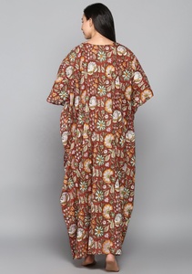 Cute Rust Hand Block Floral Printed <b>Kaftan</b> for Ladies 100% Soft Cotton Woven Eco-friendly V Neckline Half Sleeves Natural - Product Image 4
