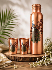 ขวดน้ำทองแดงแบบตอกลายสมัยใหม่ พร้อมแก้วสองใบ ชุดเครื่องดื่มพกพา โดย Ali Handicraft - Product Image 4