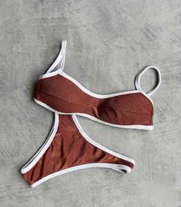 Conjunto de Bikini Personalizable con Micro Bra, Estampados de Frutas, Animales y Lisos, Decoraciones de Encaje con Pedrería, Logotipo en la Parte Delantera de la Cintura - Product Image 2