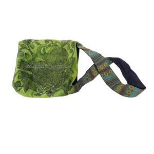 Sac à bandoulière en coton imprimé éléphant pour filles, disponible en couleur verte, pour l'école et le collège - Product Image 1