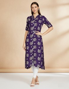 Kadın Lacivert Rayon Kloş ve Dar Kesim Uzun Kurti Elbise V Yaka Üç Çeyrek Kol Tam Dikişli Düz Desen Normal Boy - Product Image 1