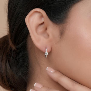 Boucles d'oreilles créoles solitaires en or massif 10K 14K 18K avec diamant de laboratoire rond certifié IGI, couleur DEF, clarté VS VVS, vente en gros - Product Image 6