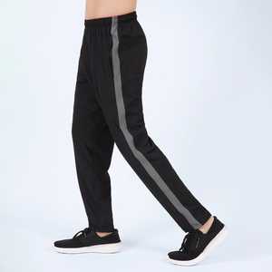 Vêtements de sport de haute qualité, ensembles de jogging décontractés, ensembles de survêtements unis avec fermeture éclair, coupe-vent en polyester, survêtements respirants en nylon pour hommes - Product Image 6