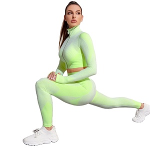 เสื้อชั้นในเล่นกีฬาแบบครอปท็อปผู้หญิง,ชุดโยคะไร้ตะเข็บ3ชิ้นยืดได้ - Product Image 1